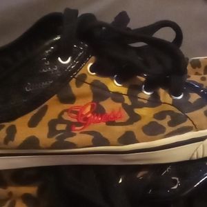 Guess Leopard tan and black vintage sequined tennis shoes size 8.5M